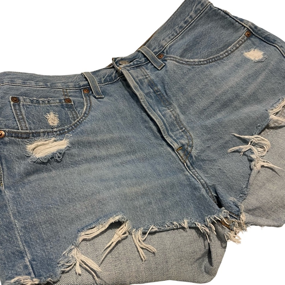 Levi’s Women’s 501 Original Shorts “Sansome Straggler” Blue - Picture 2 of 12